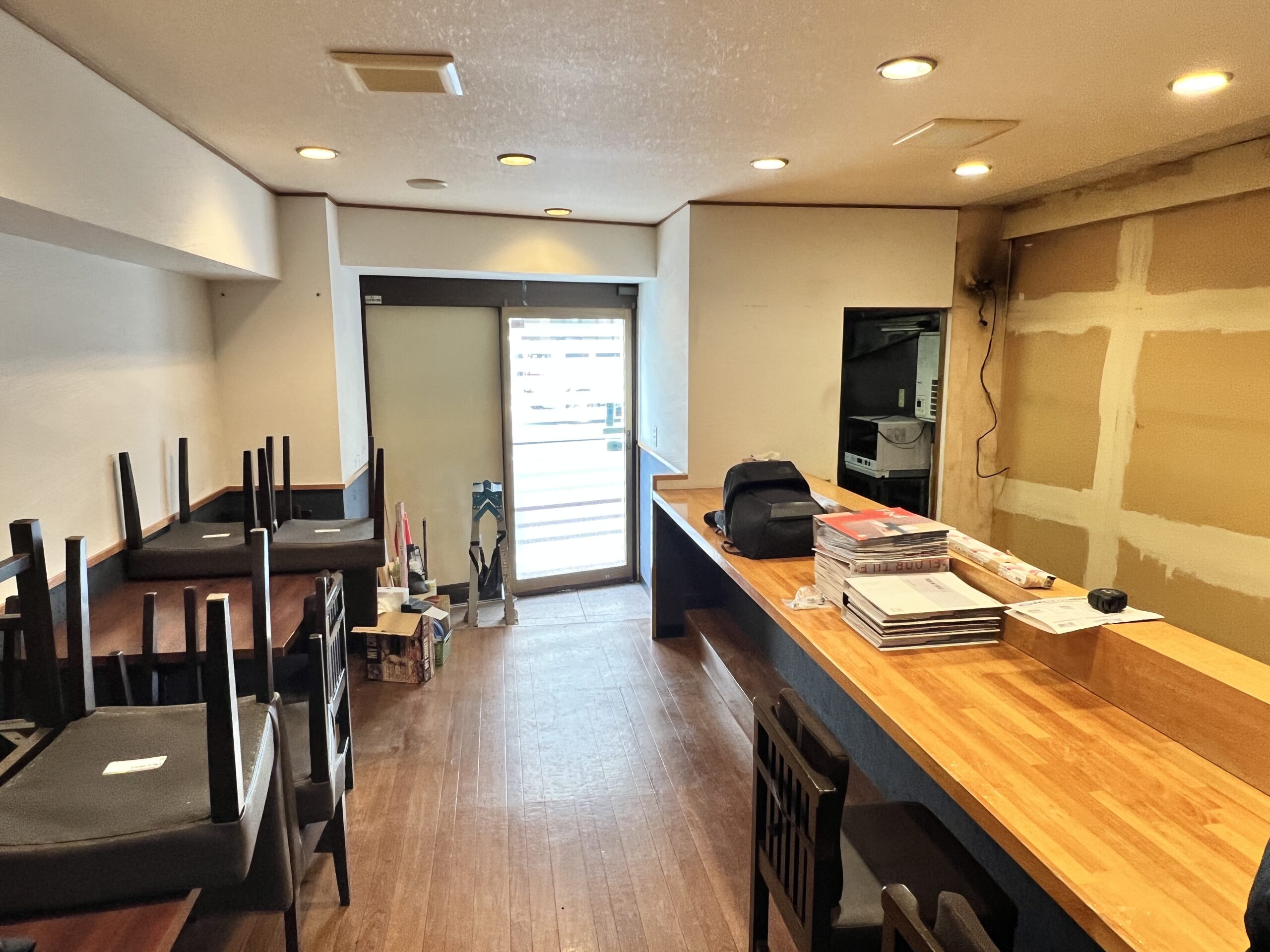 飲食店の居抜き内装工事事例